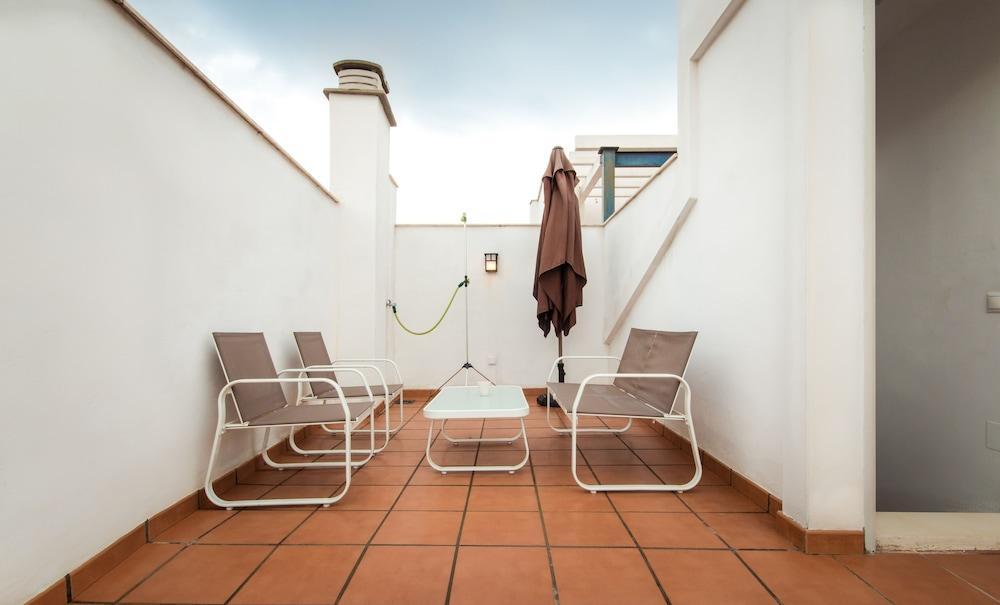 Holidays2Malaga Juan De Mena Apartments المظهر الخارجي الصورة